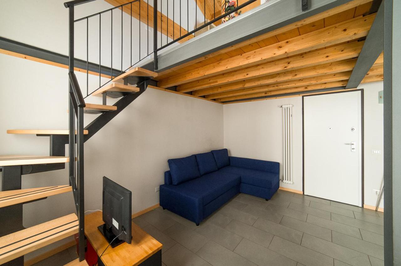 Hbhall Residenze Darsena ミラノ エクステリア 写真