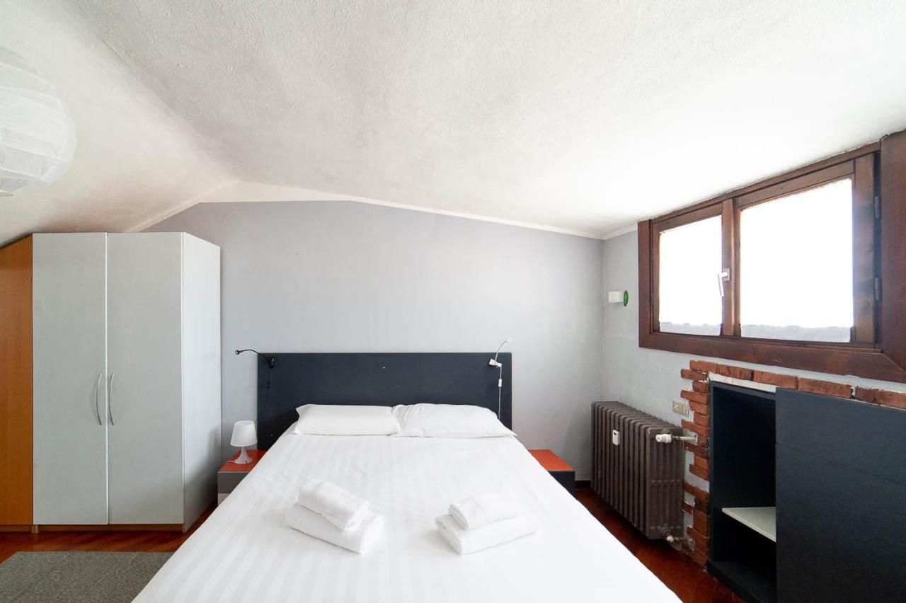 Hbhall Residenze Darsena ミラノ エクステリア 写真