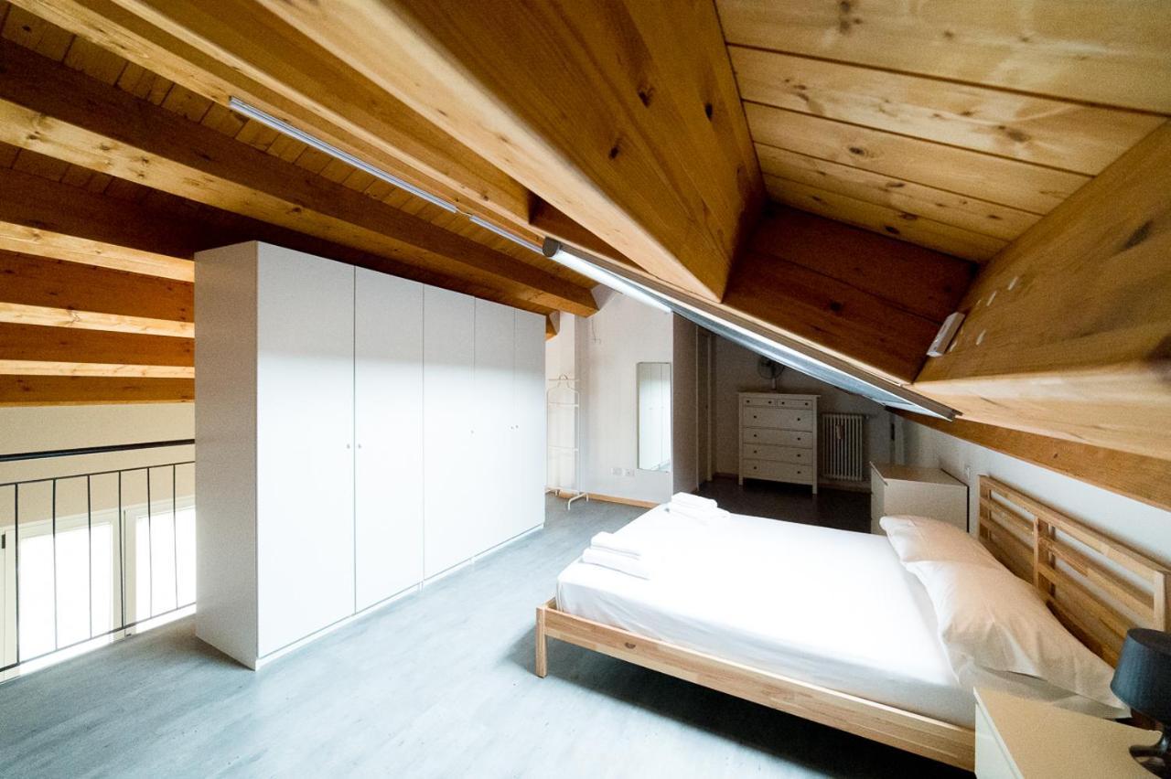 Hbhall Residenze Darsena ミラノ エクステリア 写真