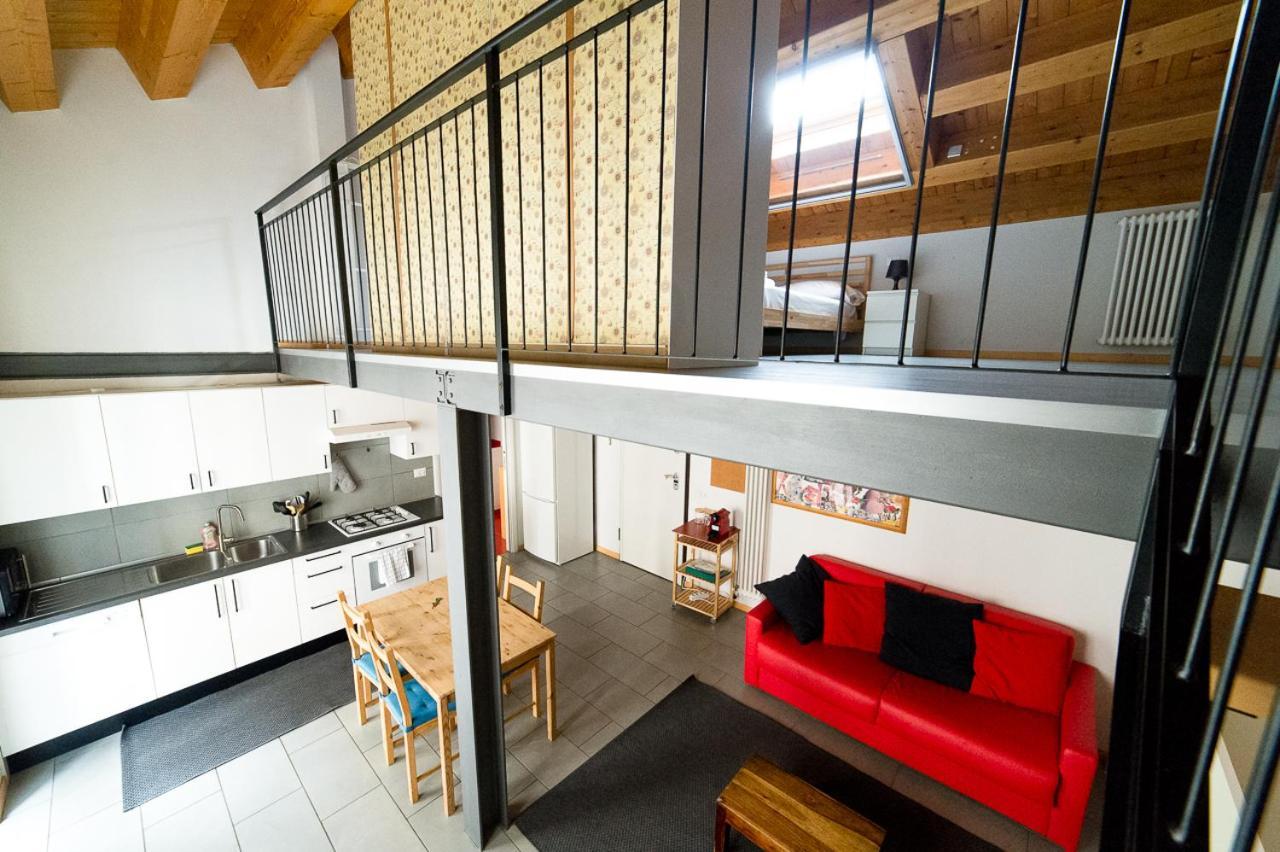 Hbhall Residenze Darsena ミラノ エクステリア 写真
