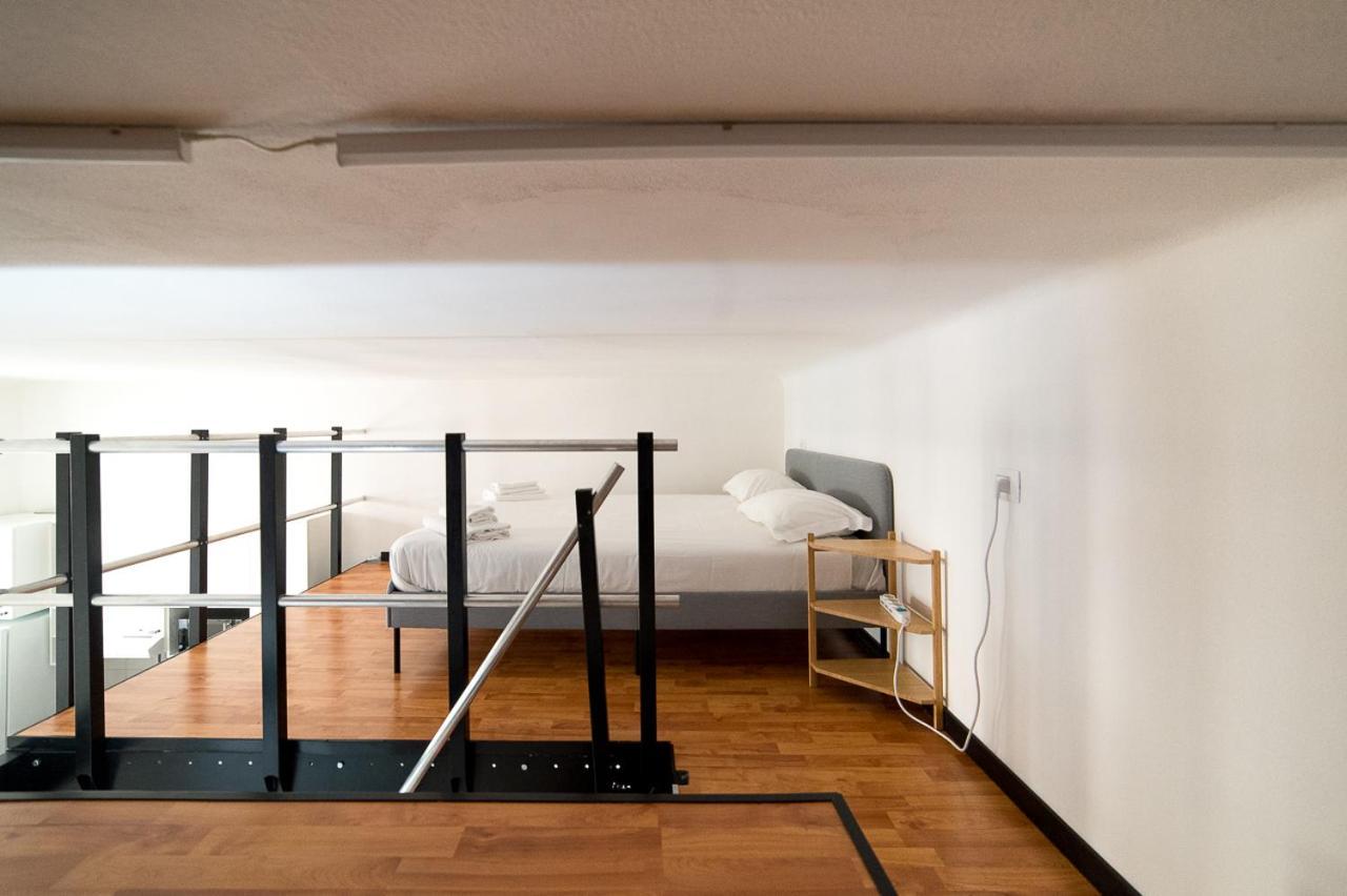 Hbhall Residenze Darsena ミラノ エクステリア 写真