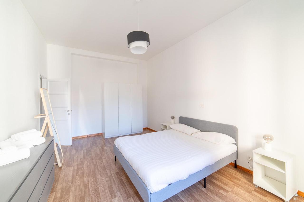 Hbhall Residenze Darsena ミラノ エクステリア 写真